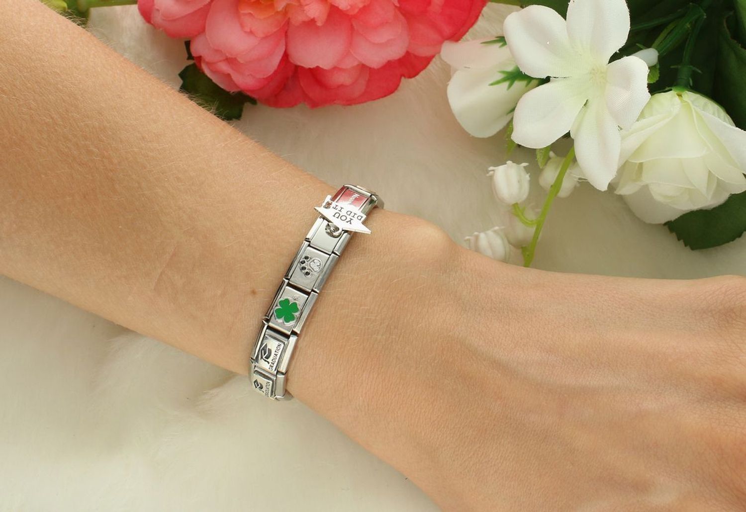 330304 14– Zawieszka Odcisk Łapy 925.jpg